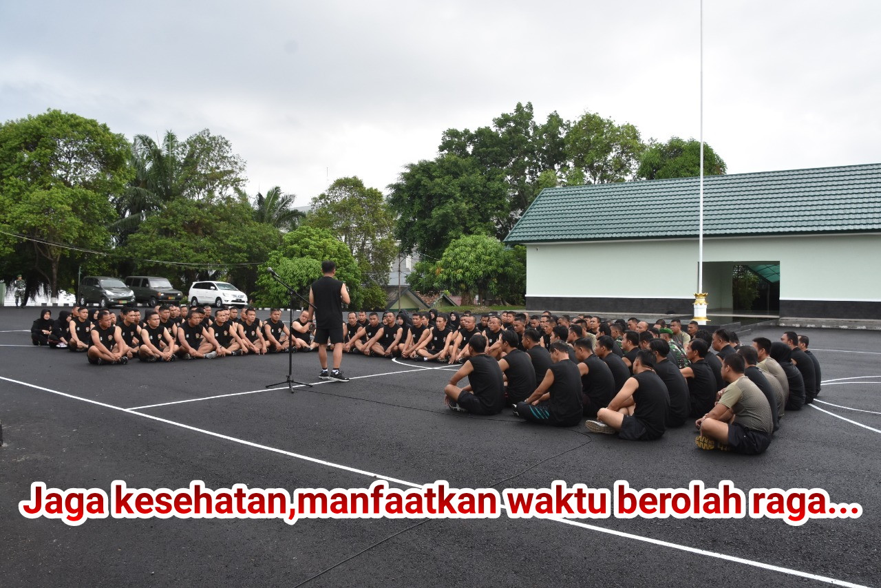 DANREM 044/GAPO BERI PENGARAHAN KEPADA ANGGOTANYA