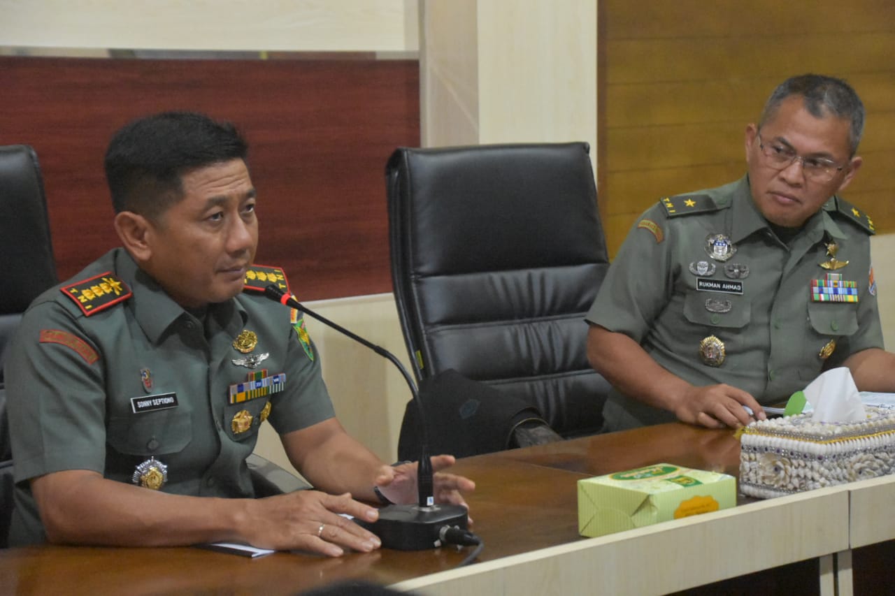 Danrem 044/Gapo Sambut Kedatangan Staf Ahli Kasad