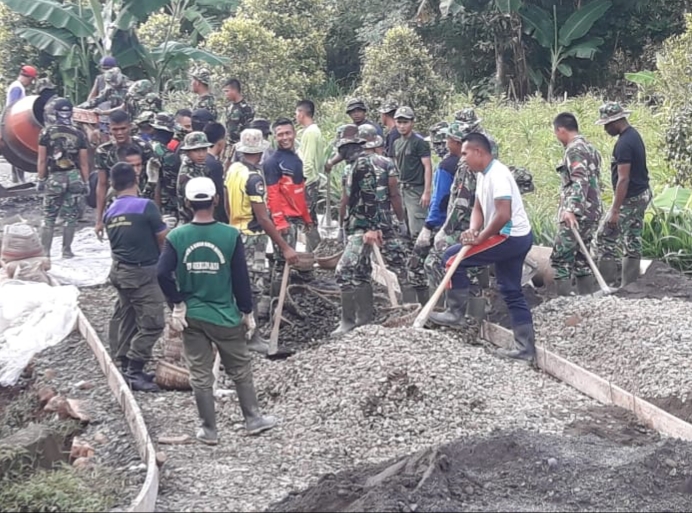 Material Terus Berdatangan, Jalan Penghubungpun Lancar