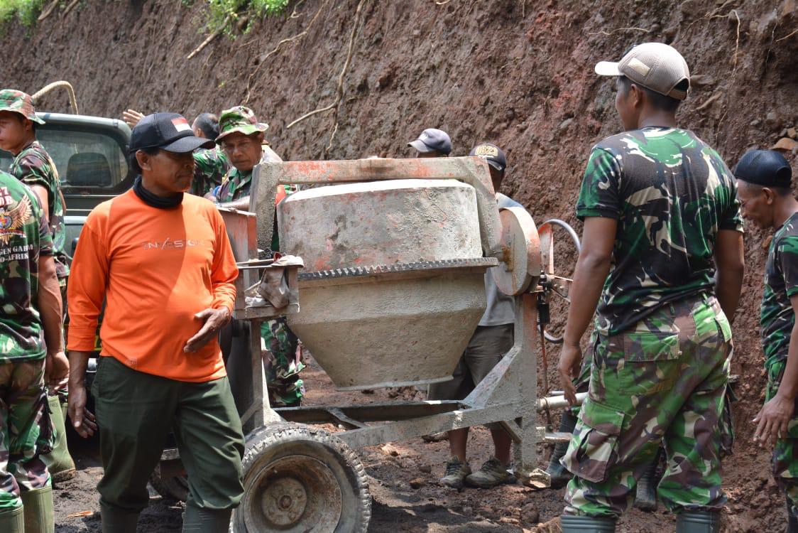 MATERIAL COR MASUK KE MOLEN JADILAH RASA KEBERSAMAAN