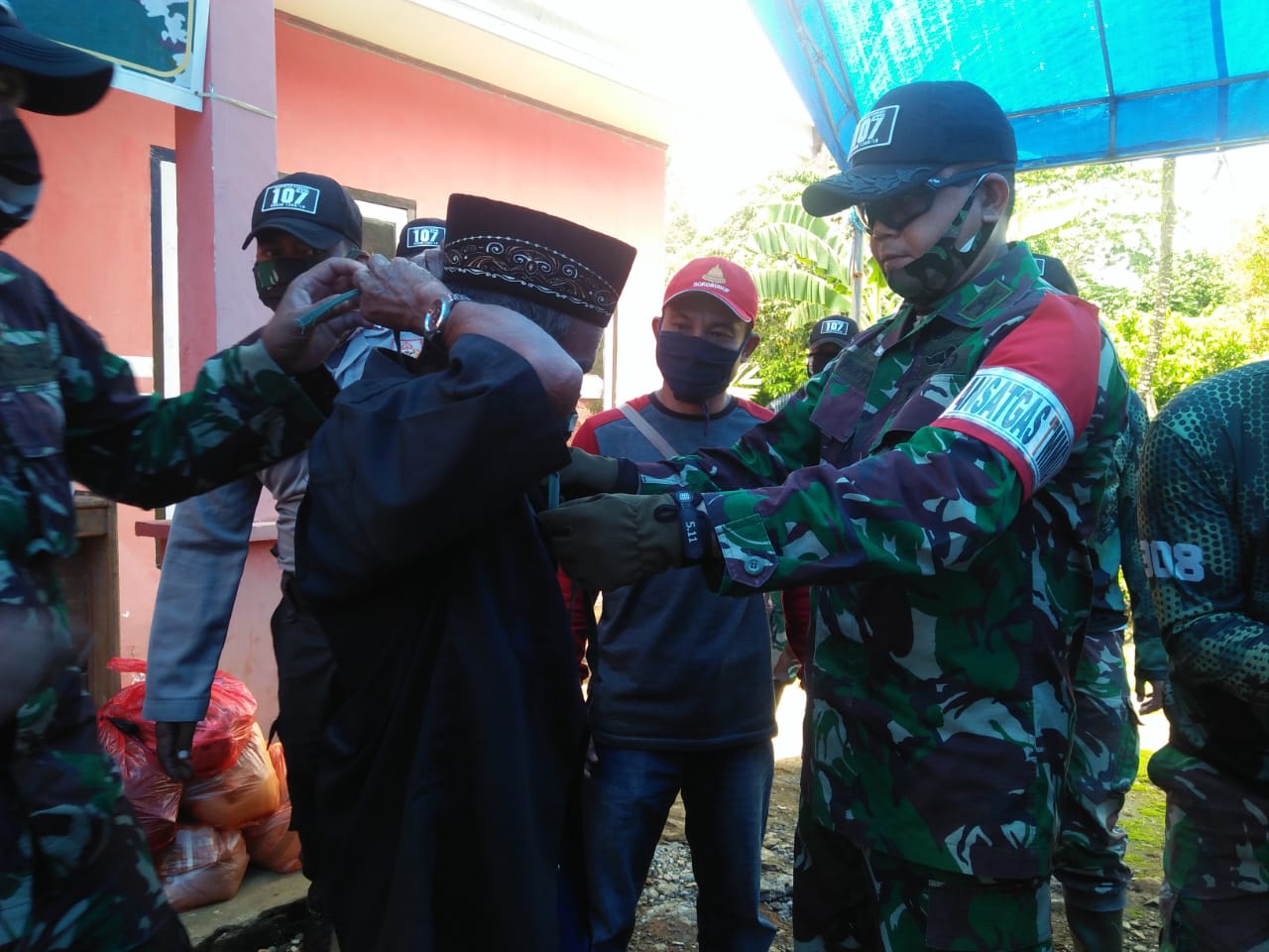Ditengah Pandemi Virus Covid-19, Dandim Tetap Peduli Pendidikan