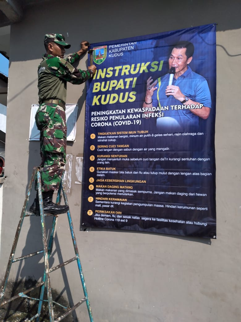 Pemasangan Himbauan Tentang Sering Cuci Tangan