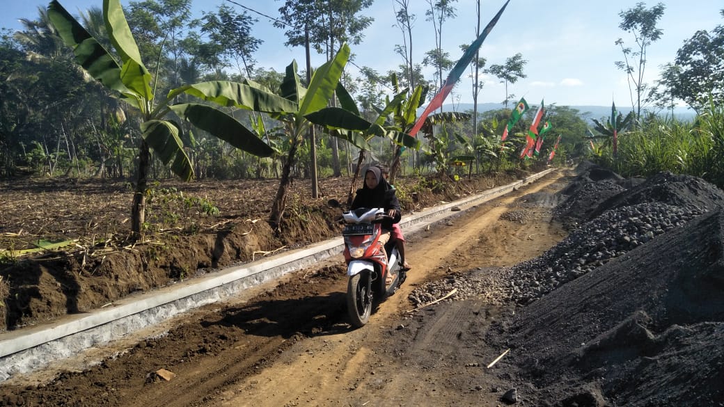 Meski Belum Rampung Total, Sarana Jalan TMMD Sudah Tuai Manfaat Bagi Warga