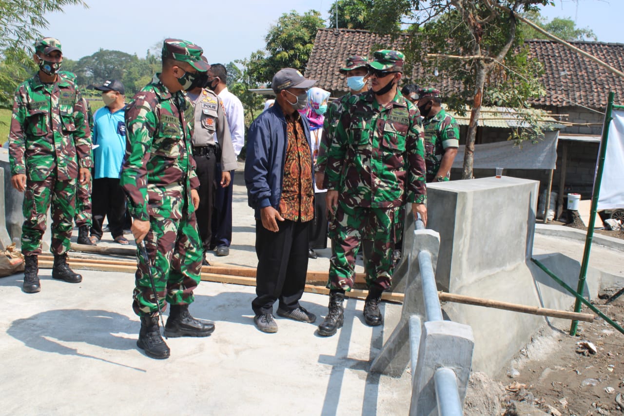 Jembatan Hasil Karya Satgas TMMD Kodim Bantul Kembali Ditinjau Tim Wasev Dari Kodam IV Diponegoro