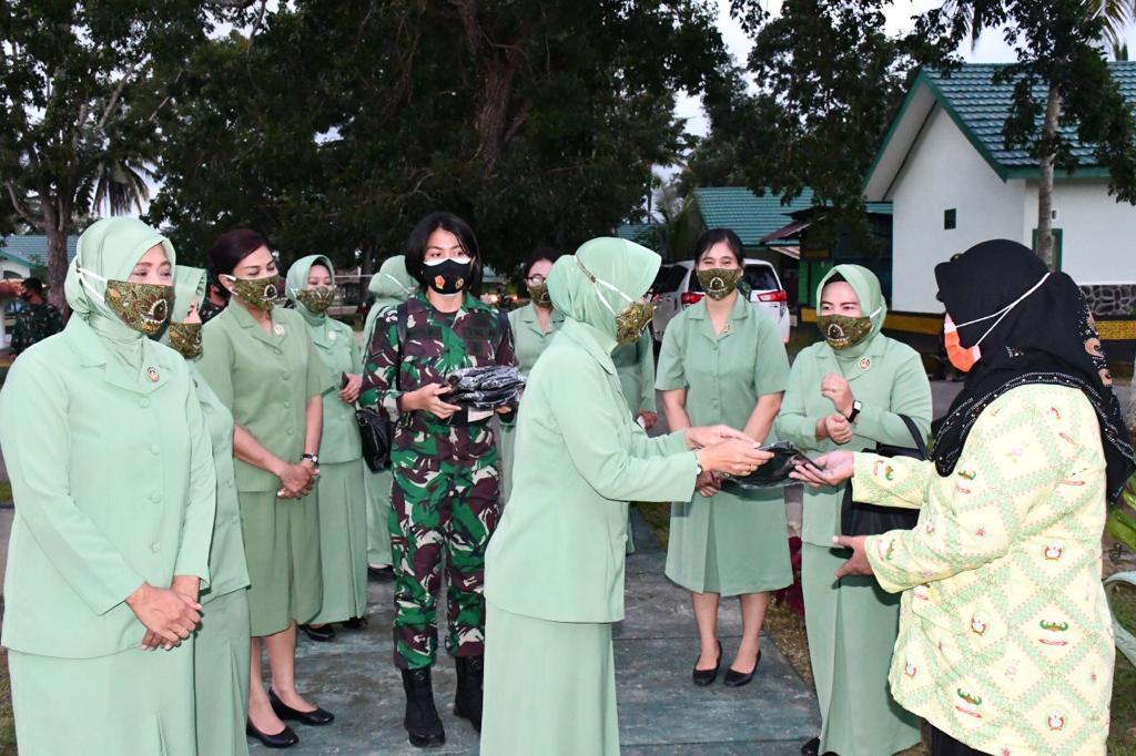 Korem Kendari, Satuan Pertama di Kunjungi Ny. Arinta Andi Sumangerukka