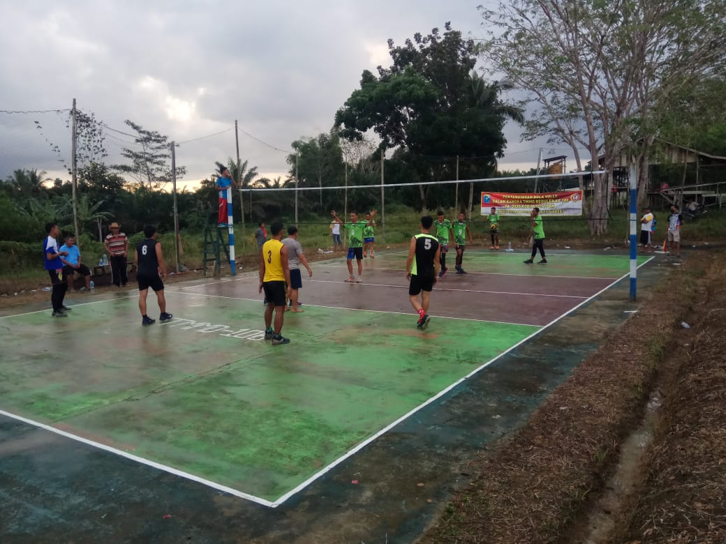 TMMD REG KE-108 TAHUN 2020 DI KABUPATEN SUKAMARA. Pertandingan Bola Volly Memasuki babak 8 besar.