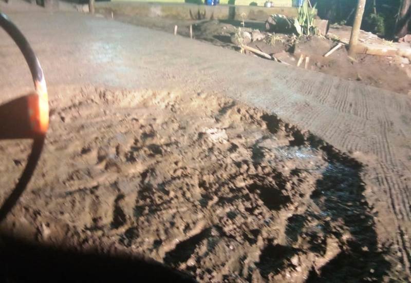 Lembur Malam Hari Ke-25 TMMD Reguler Banyumas, Jalan Beton Tersisa Secuil