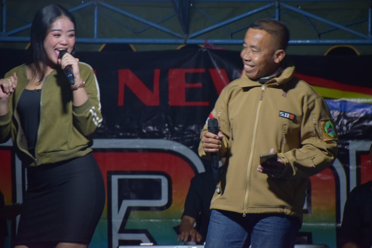 Ayu Dan Erna Kagumi Masyarakt Desa Ngepoh