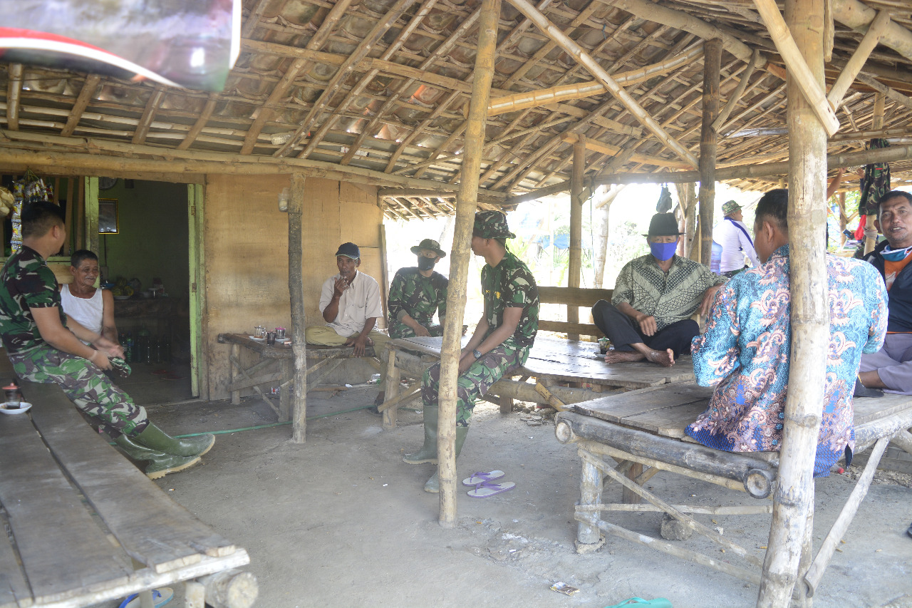 Seduhan Kopi, Mempererat Satgas TMMD Dan Warga