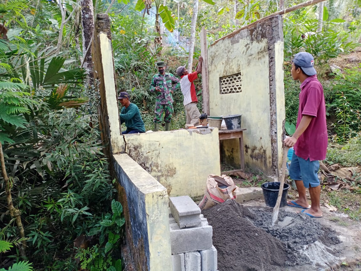 TMMD REG KE-109 KODIM 0708/ PURWOREJO REHAB POS KAMLING BERJALAN 20 PERSEN