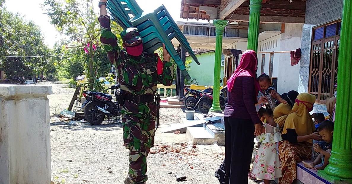 Prakarsai Patuh Protokol Kesehatan Saat Bantu Posyandu