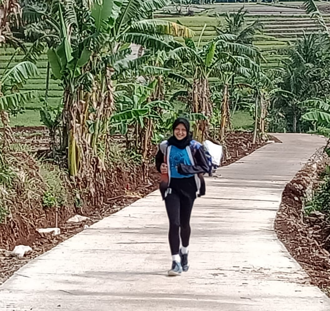 Jalan Baru TMMD 109 Karanganyar Menjadi Tempat Berolah Raga Atlit.
