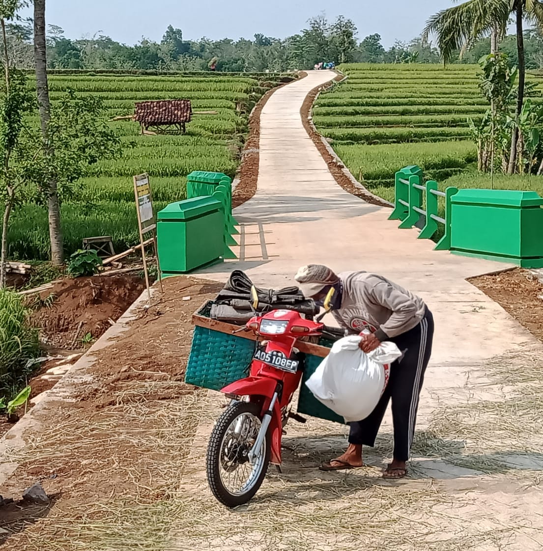 Angkat Kebutuhan Pertanian jadi Sangat Mudah Dan Ringan