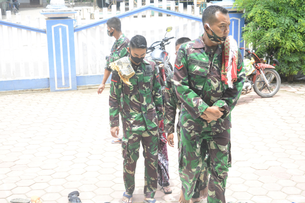 Dua Masjid Desa Tebluru di Serbu TNI-AD