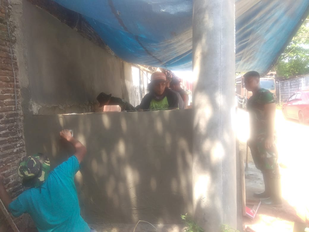 KODIM 0410/KBL MELAKSANAKAN PEMBANGUNAN POS KAMLING DI LOKASI TMMD 109