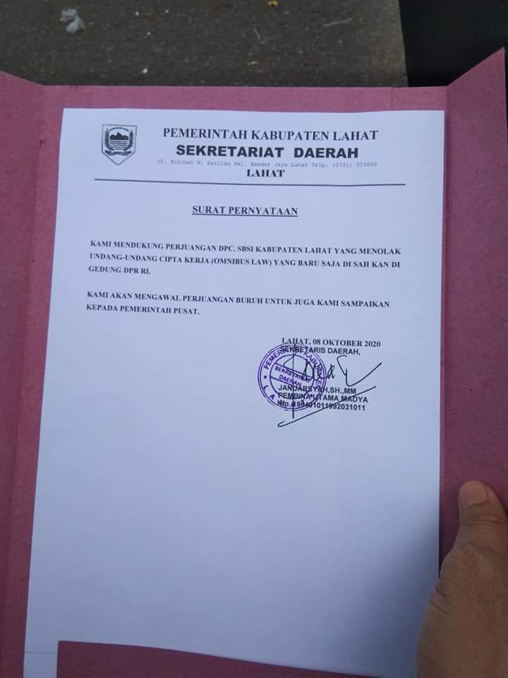 Sekda Lahat Keluarkan Surat Peryataan Mendukung DPC.SBSI Kabupaten Lahat Tolak RUU Omnibus LAW