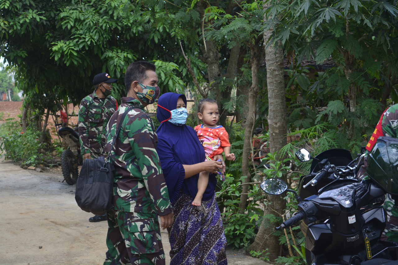 Saling menjaga Komunikasi Satu Sama Lain