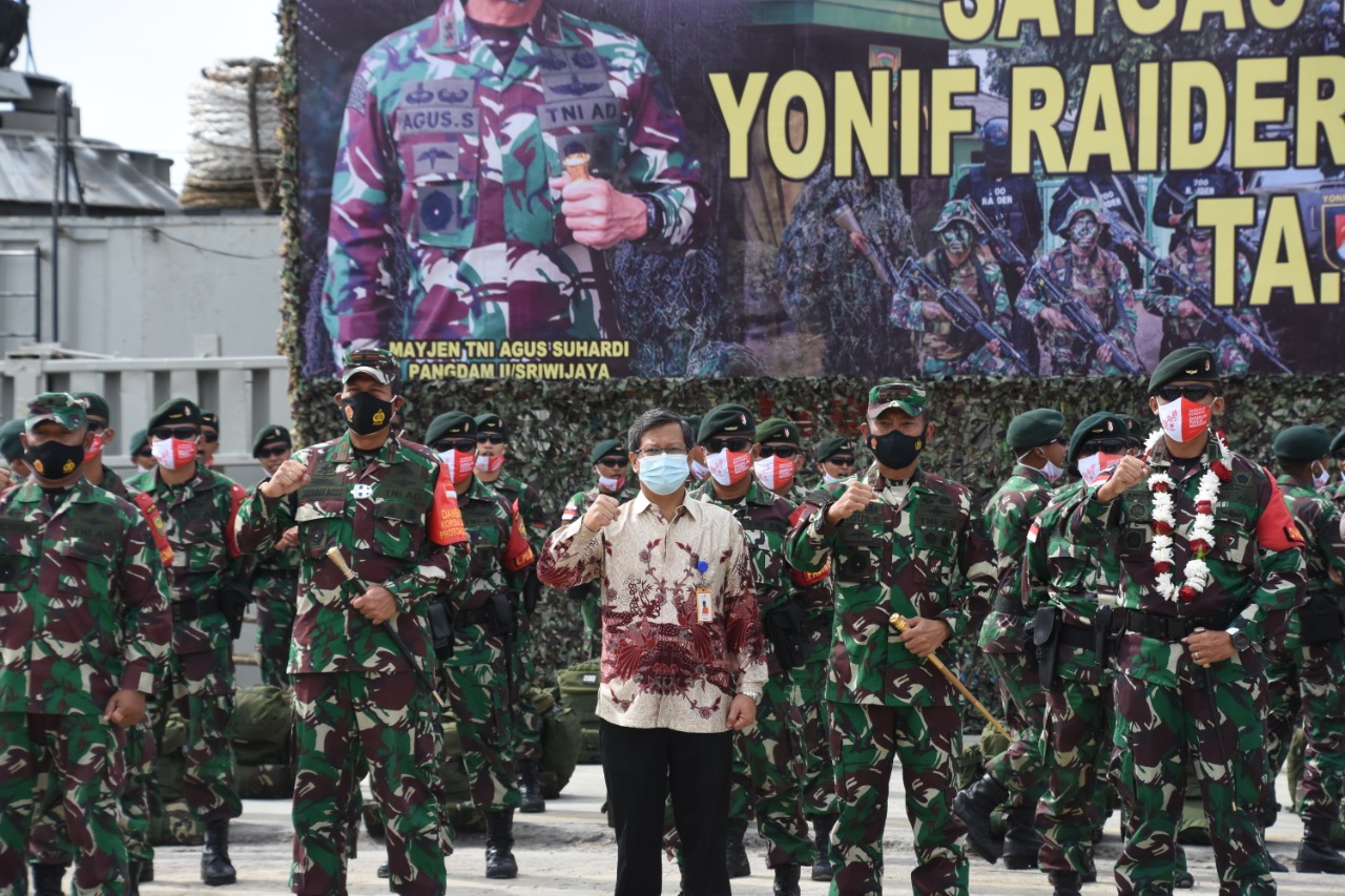 Danrem 044/Gapo Dampingi Pangdam Sambut Yonif Raider 200/BN Purna Tugas Satgas Pamtas RI – Malaysia