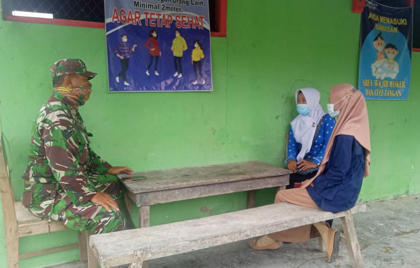 TMMD 110 Jatimulyo Tambakrejo, TNI Datangi Kepala PAUD Melati