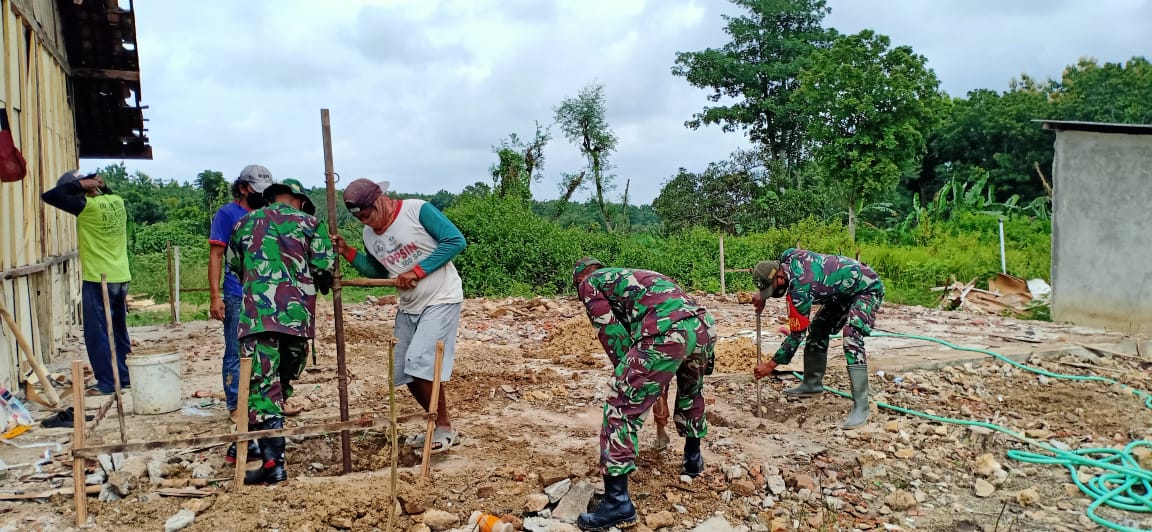 Satgas TMMD 110 Bojonegoro Bantu Pengeboran Pondasi Gedung Sekolah Di Ngrancang