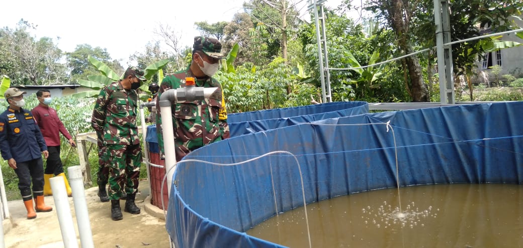 Tim Wasev Mabes TNI Juga Kunjungi Tambak Ikan dan Kebun Warga