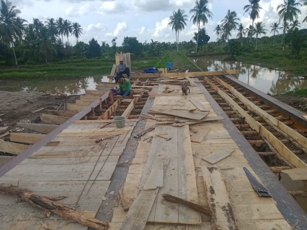 Dansatgas Kolonel Heny Setyono Ungkapkan Pembuatan Jembatan Penghubung Bisa Selesai Tepat Waktu