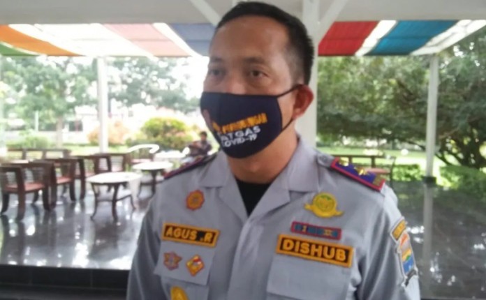 Masih-Angkut-Penumpang-Dishub-Kota-Palembang-Beri-Maxim-Surat-Peringatan-696x430-1