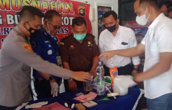 Satres Narkoba Mura Musnahkan 23 Butir Exstacy