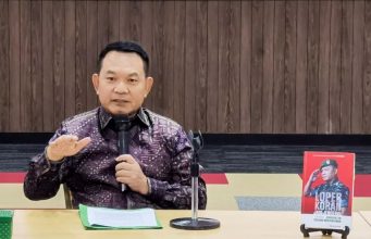 Lewat Buku ‘Loper Koran Jadi Jenderal’, KSAD Jenderal Dudung Berkisah Jualan Koran dan Kue Demi Jadi Tentara