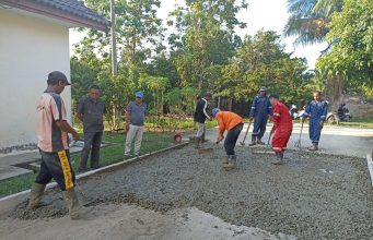Peduli Pendidikan, H Arlan Bantu Pembangunan Jalan SMA Negeri 3 Prabumulih