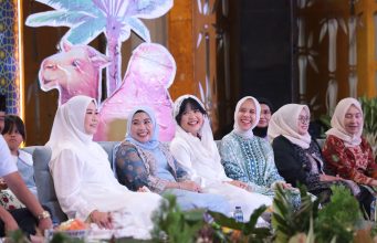 Safari Ramadhan Bersama Masyarakat OKI, Herman Deru Minta Pemkab OKI Jaga Stabilitas Bahan Pokok