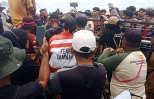 Ratusan Masyarakat minta PT Kelantan Sakti Penuhi Tuntutan mereka