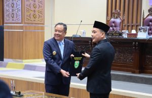 Dua Raperda Inisiatif DPRD Sumsel Dapat Dukungan Penuh Pemprov, Wagub Cik Ujang Hadiri Rapat Paripurna XXIV