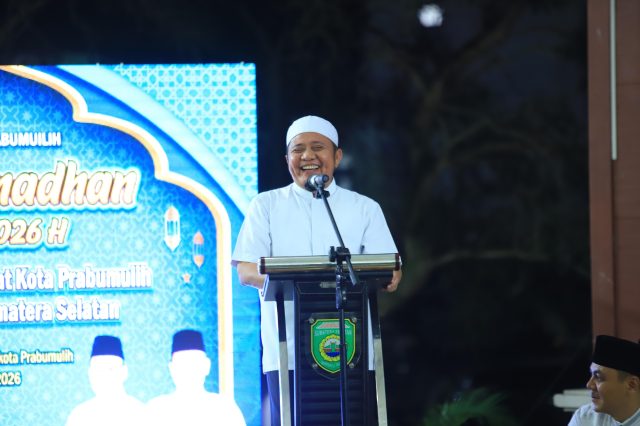 Gubernur Sumsel Herman Deru Perkuat Ukhuwah dan Dorong Peningkatan Layanan Publik saat Safari Ramadan di Prabumulih