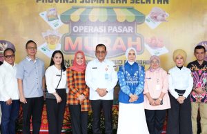 Sekda Sumsel Edward Candra Resmi Buka Operasi Pasar Murah, Jaga Stabilitas Harga Sembako Jelang Idul Fitri