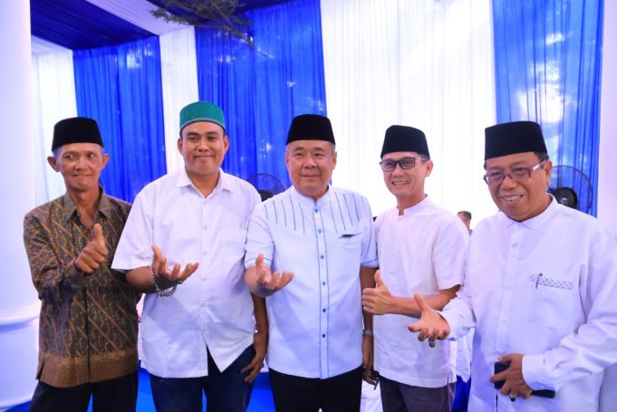 Wagub Cik Ujang Gelar Buka Puasa Bersama Keluarga Besar Lekipaliges, Pererat Silaturahmi di Bulan Ramadan