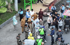 TP PKK Palembang dan RA Group Wujudkan Kepedulian Sosial Ramadan Lewat Takjil Gratis