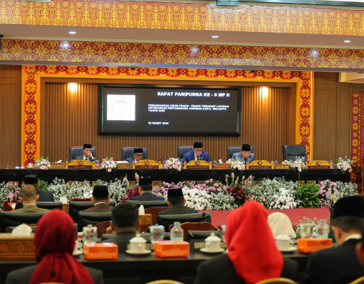 DPRD Soroti Jalan Rusak hingga PAD, Ratu Dewa Siap Tindak Lanjut LKPJ 2025