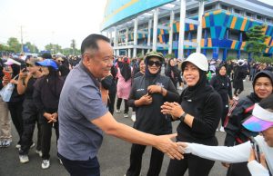 Wagub Sumsel Cik Ujang Ajak Warga Lubuklinggau Terapkan Pola Hidup Sehat Lewat Senam Bersama