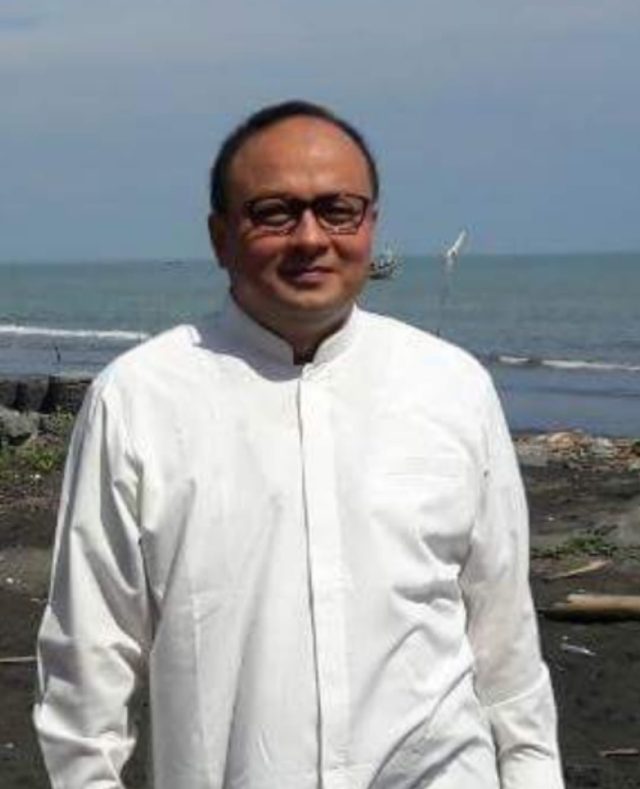 Prof. Dr.Taufiqurokhman, S.H, A. Ks, S.Sos, M.Si