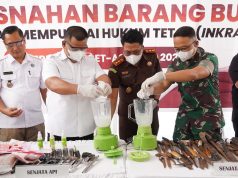 Kejari OKI Musnahkan Narkotika hingga Senjata Api dari Perkara Inkracht