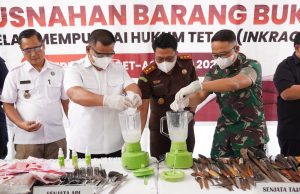 Kejari OKI Musnahkan Narkotika hingga Senjata Api dari Perkara Inkracht